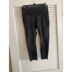 ATHLETA Capri Leggings, Small YOGA, Jogging, Sports Related.